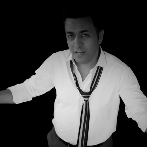 دانلود آهنگ یل ویردی سیندیردی سونبولوموزو یار از کیکاوس صالحی
